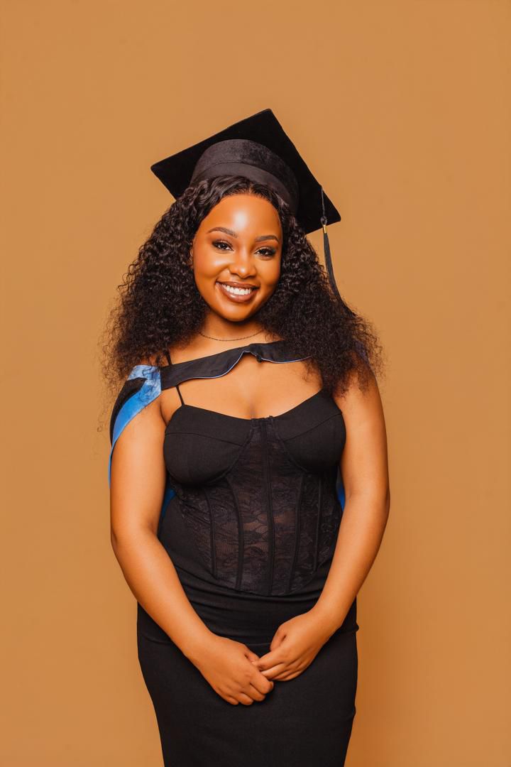 Graduate Beauty Look